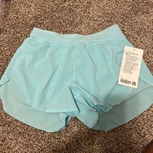 Lululemon Find Your Pace HR Short